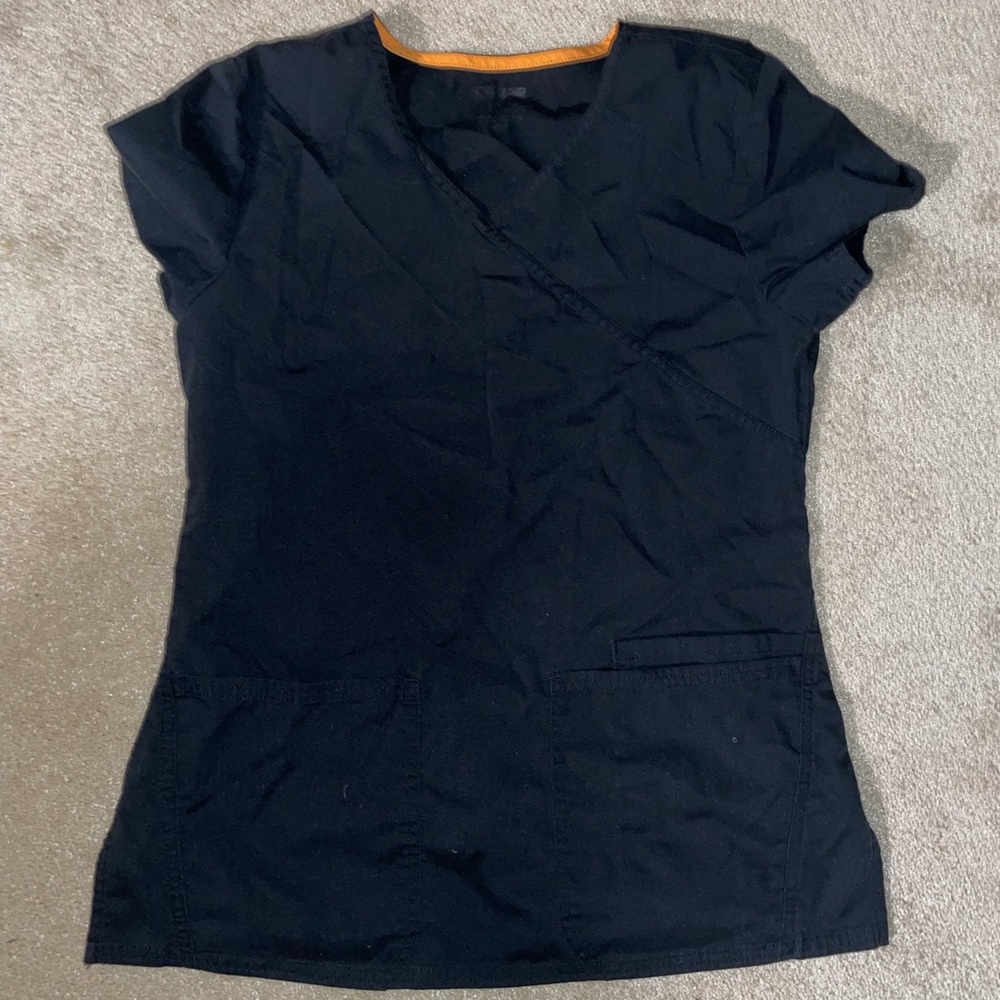 Scrub top